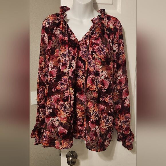 Entro blouse - Picture 1 of 9